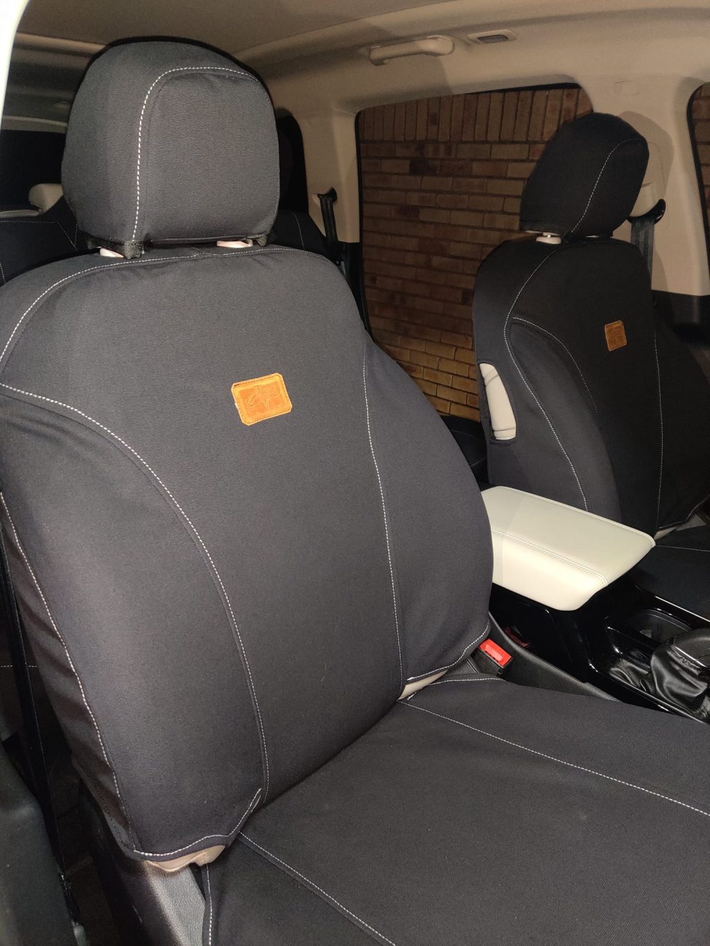 CamelThorn Canvas - Mahindra XUV700 Covers 004