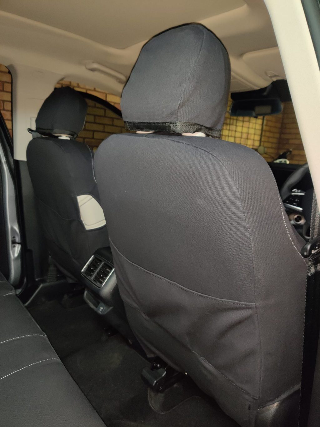 CamelThorn Canvas - Mahindra XUV700 Covers 004