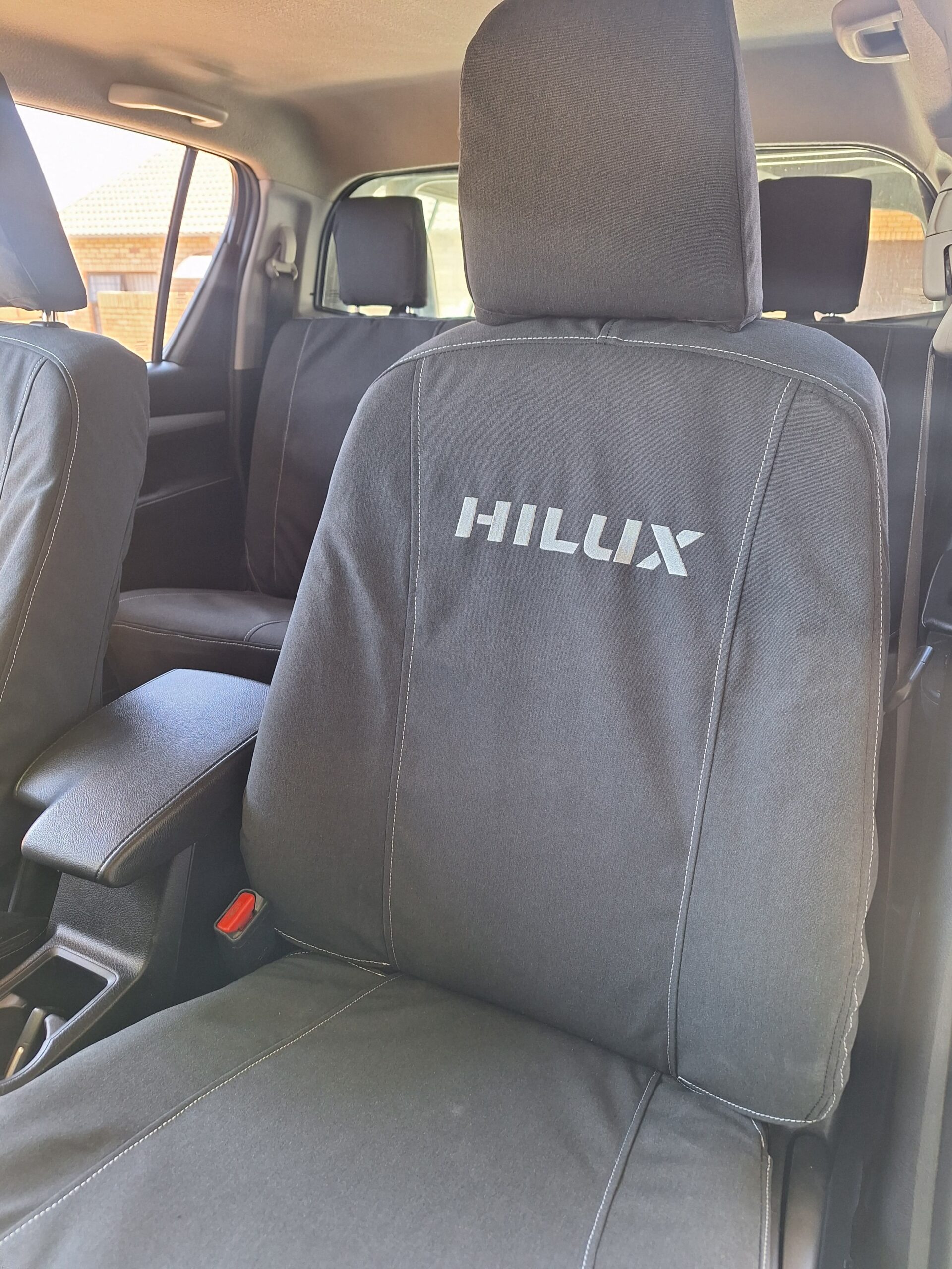 Toyota Hilux GD6 Seat covers - Image 5