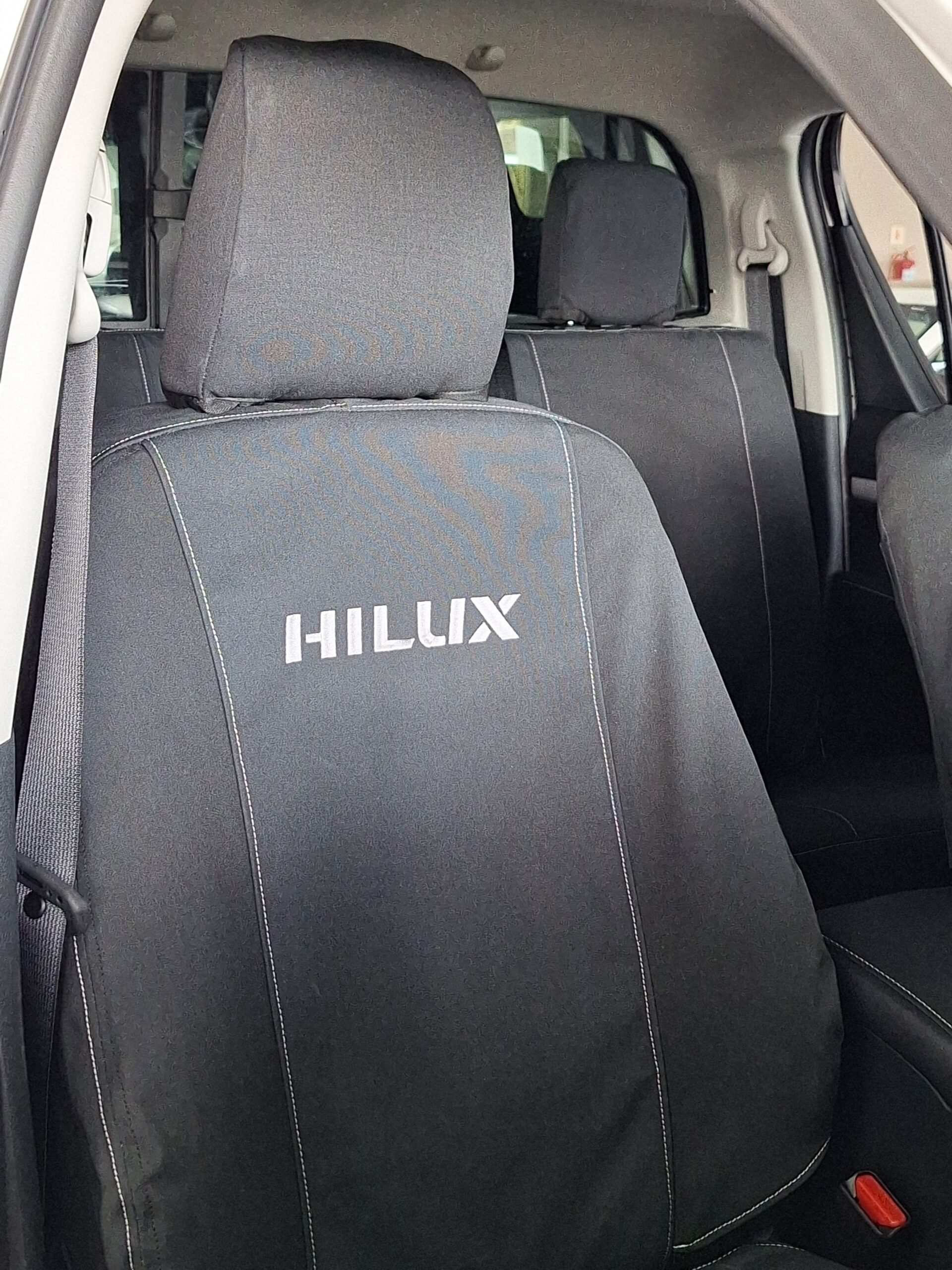 Toyota Hilux GD6 Seat covers - Image 6