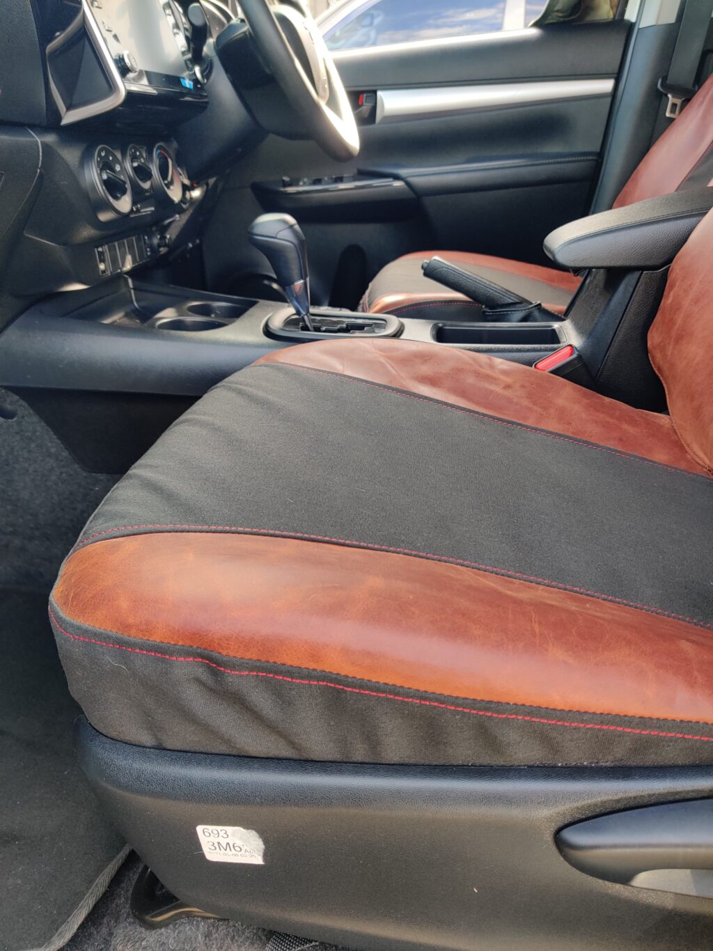 Deluxe Hilux GD6 Seat Covers - Image 6
