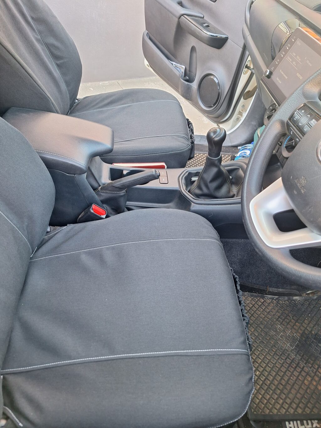 Hilux Highline Seat covers - Image 2