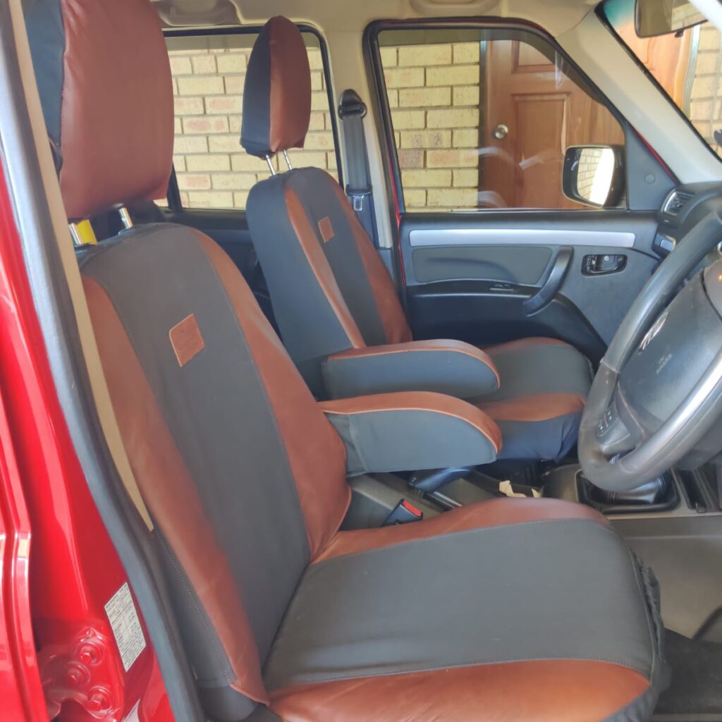 Mahindra S6 Deluxe