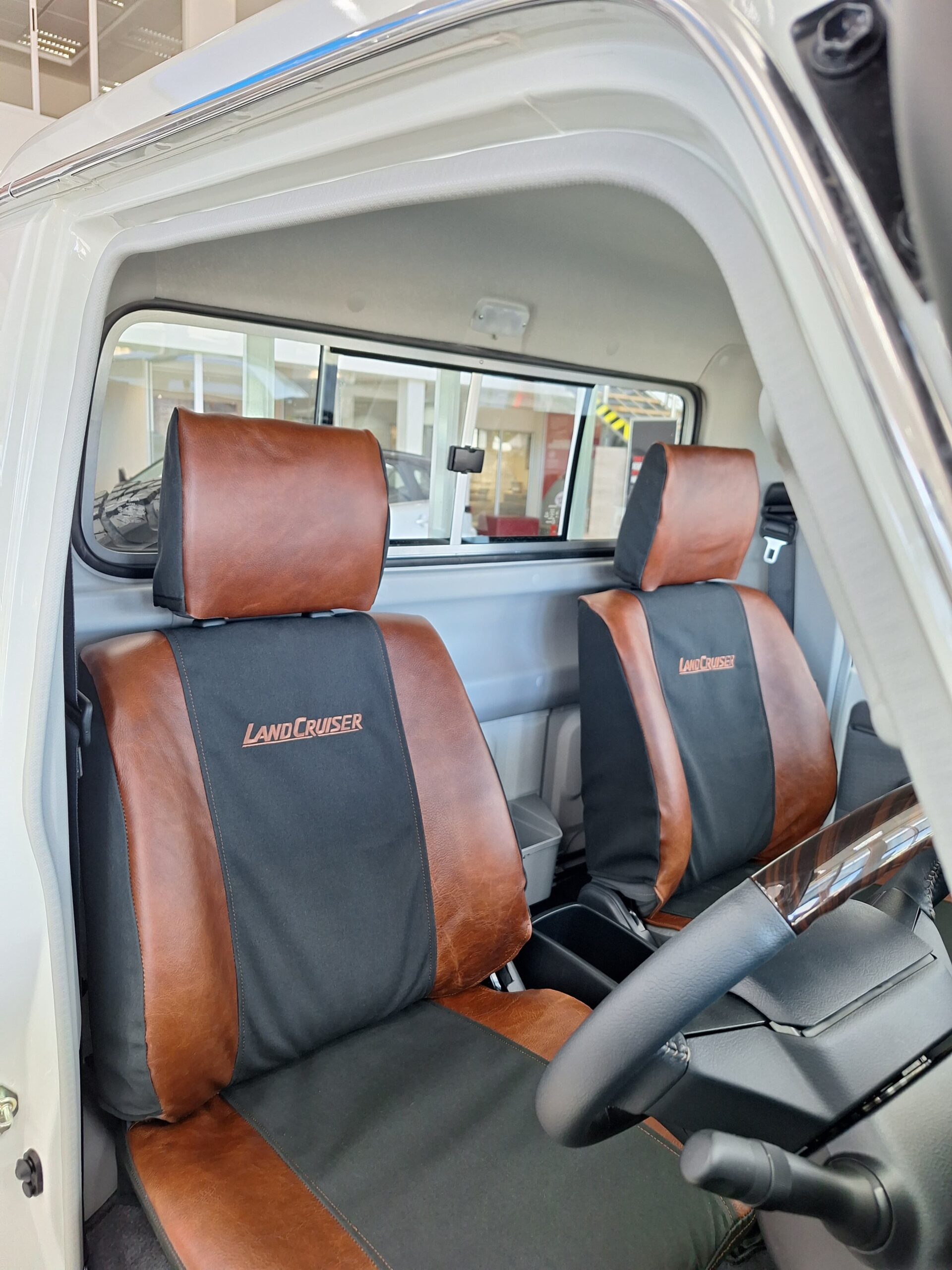 Luxury Land cruiser range - Image 2