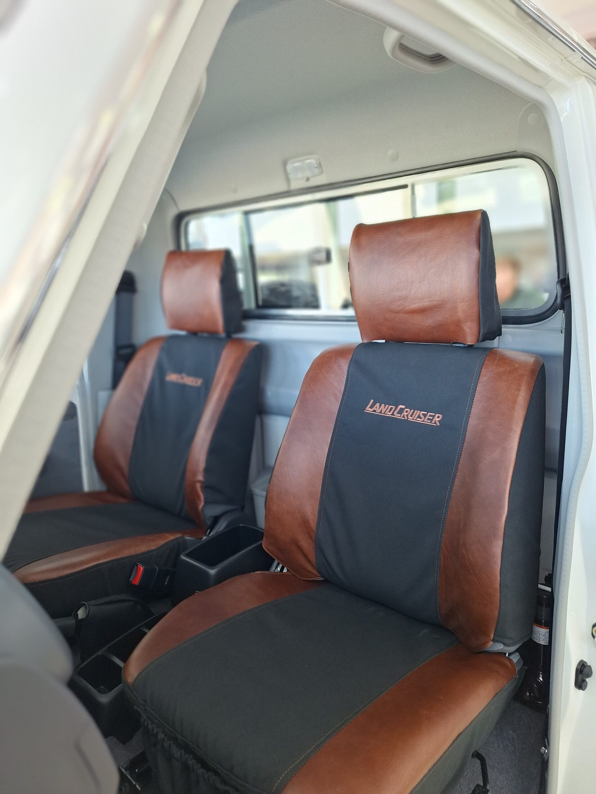 Luxury Land cruiser range - Image 4