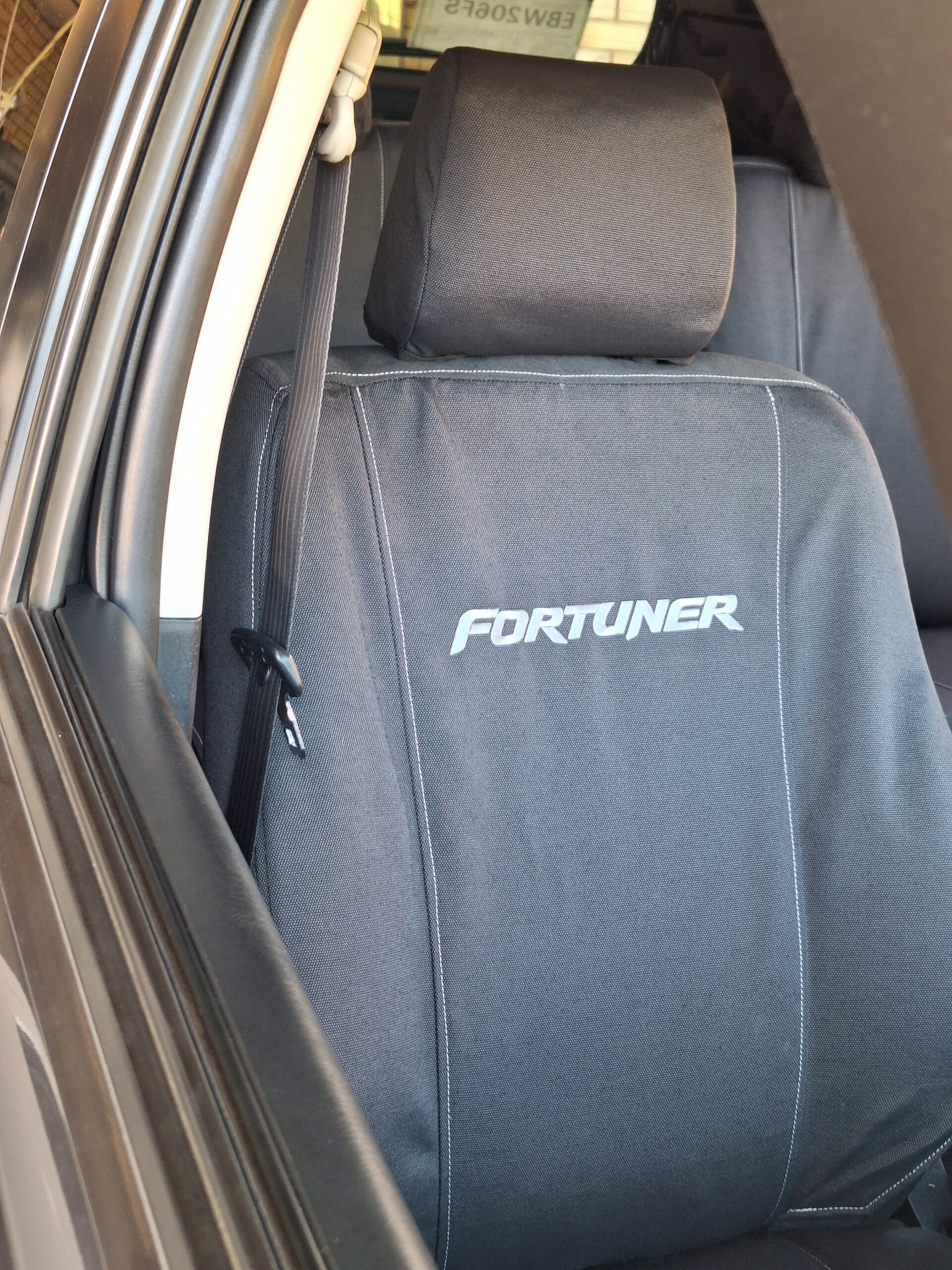 D4D Fortuner - Image 8