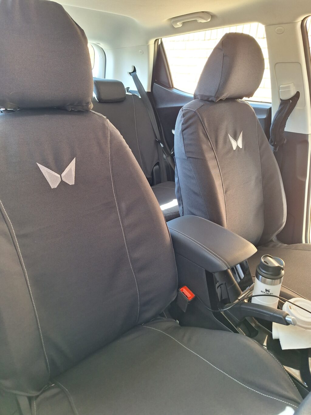 Mahindra 3XO Covers - Image 4